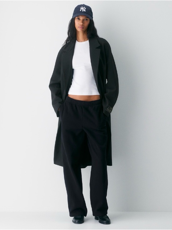 Aritzia Pants - Aritzia Cozy Sweatfleece Mega Straight Sweatpants